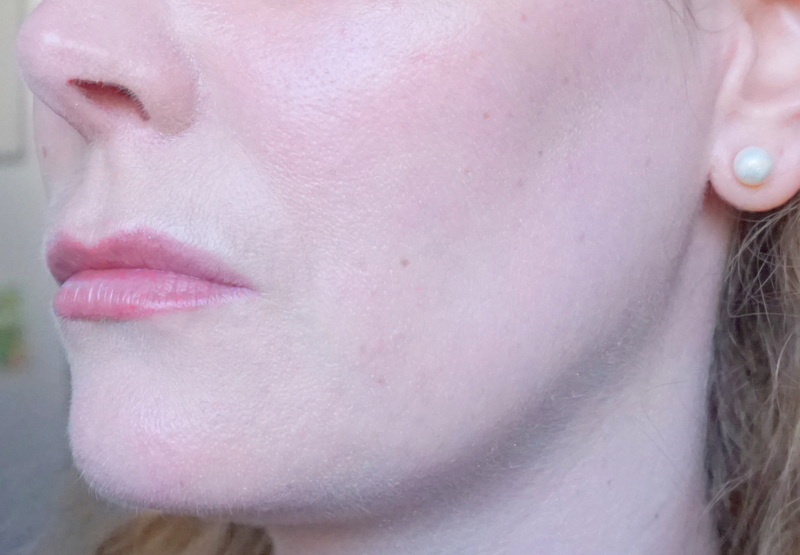 BENEFIT The POREfessional Pore Minimizing Makeup - Highendlove