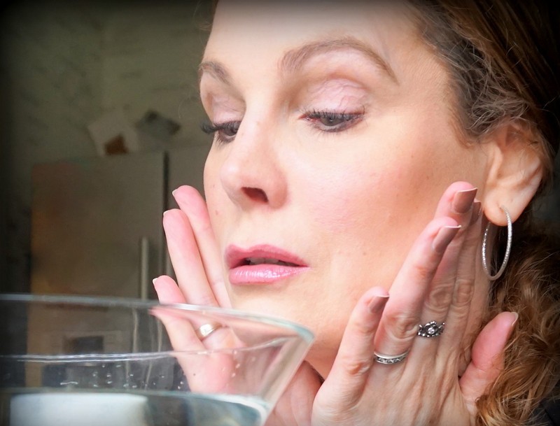 Beautyhack - kaltes Wasser als ultimatives Makeup-Fix? - Highendlove