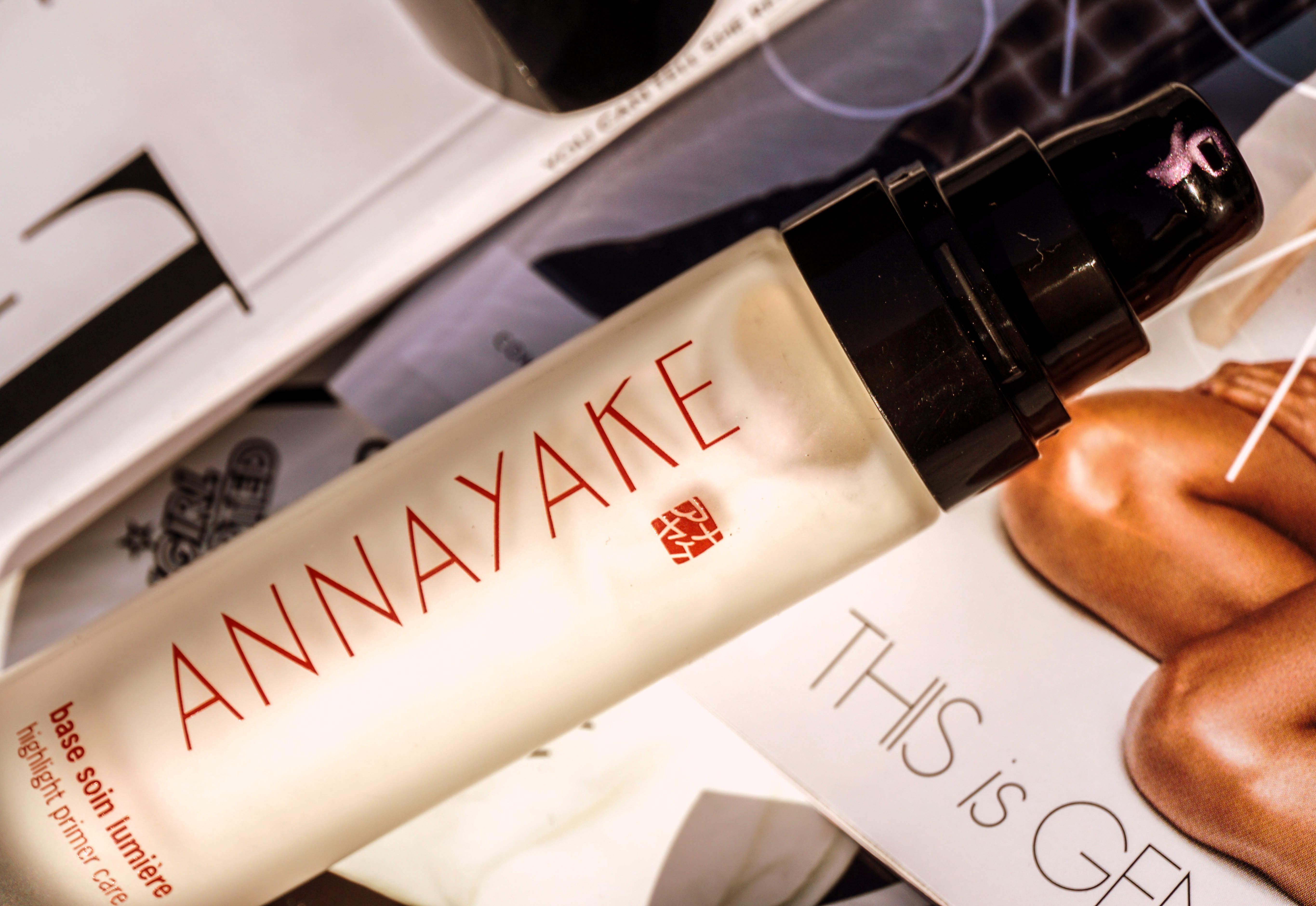 ANNAYAKE Lumière Highlight Care Primer & Eyeshadow Primer & Perfecting Powder - Highendlove